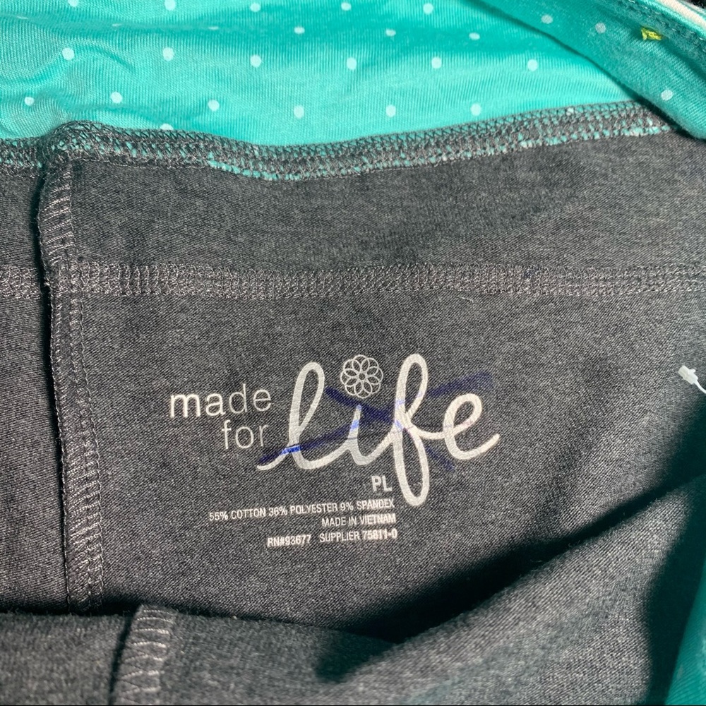 2 Made for life Capri Leggings PL NWOT - Picture 7 of 9